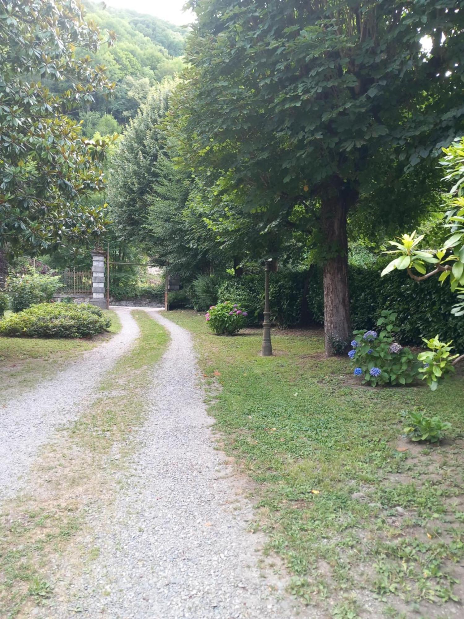 Bagnères-de-Luchon Villa Du Lys المظهر الخارجي الصورة